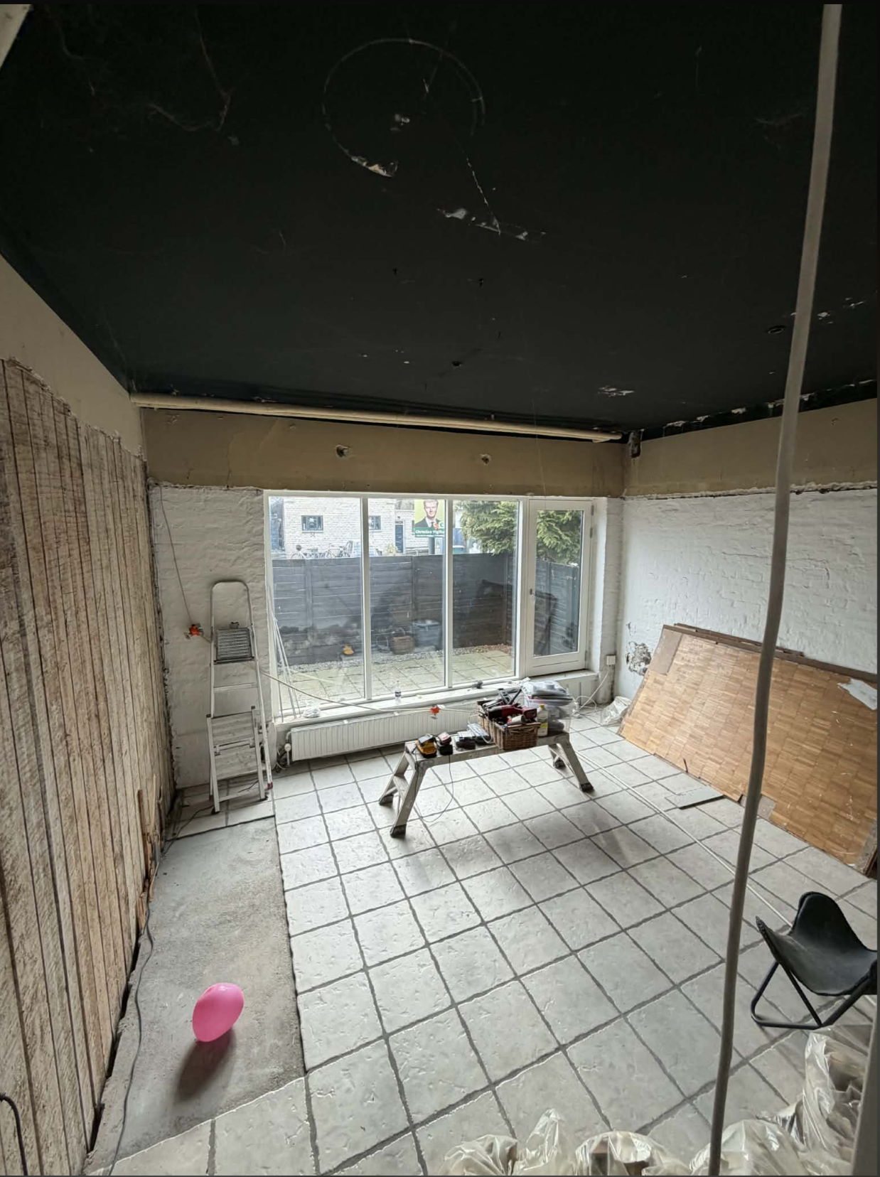Totalrenovering med synlig tagkonstruktion